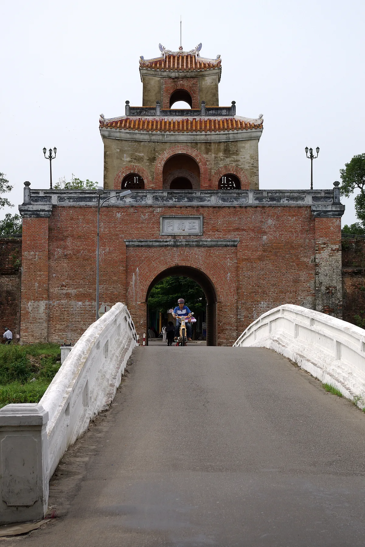 Hue Image 8